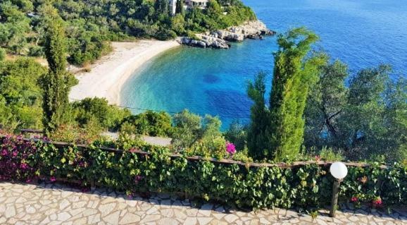 Villa Eos Гайос Экстерьер фото